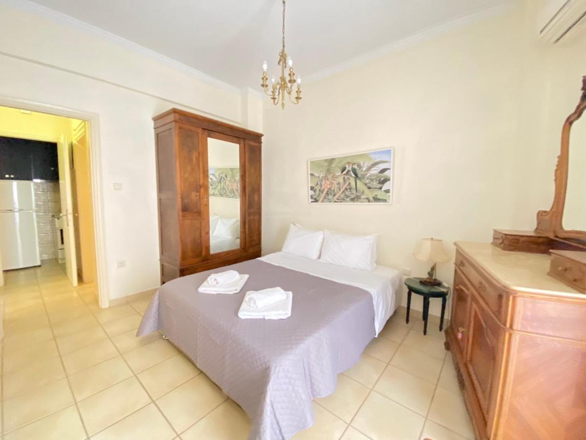 Monastiraki Classy Apartment Atene Esterno foto